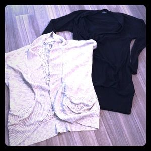 Lot of two women’s extra large sweaters